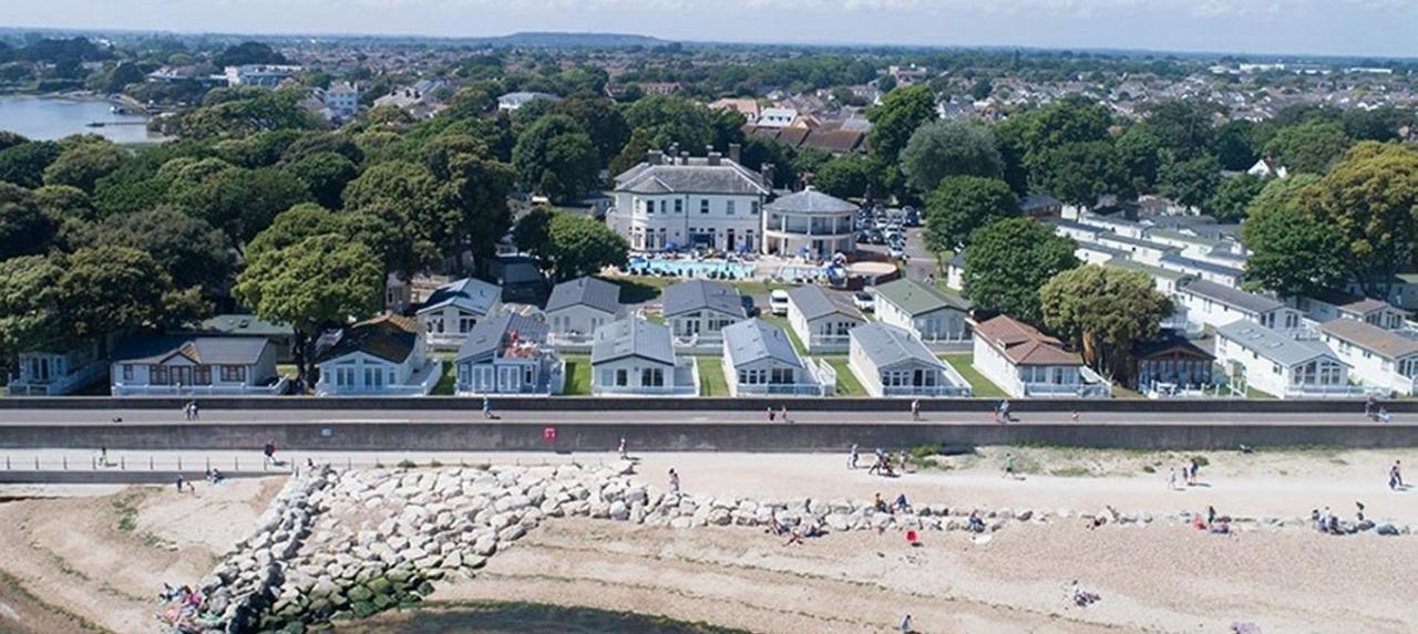 Mudeford Beach Lodge Εξωτερικό φωτογραφία