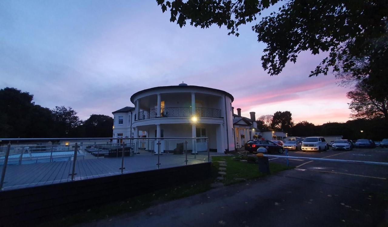 Mudeford Beach Lodge Εξωτερικό φωτογραφία